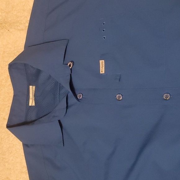 COLUMBIA PFG Blue Short Sleeve Button Down Snap Top Large - Picture 7 of 7